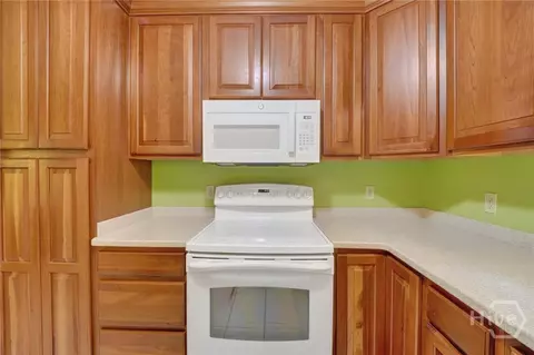 Kitchen - 179 Hawk Hammock Dr, Springfield, GA 31329 photo 6 of 6