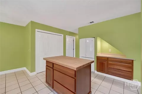 Kitchen - 179 Hawk Hammock Dr, Springfield, GA 31329 photo 3 of 6
