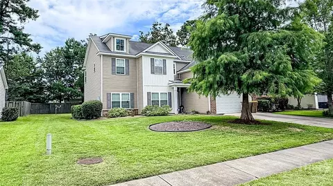 114 Wall St, Savannah, GA 31405
