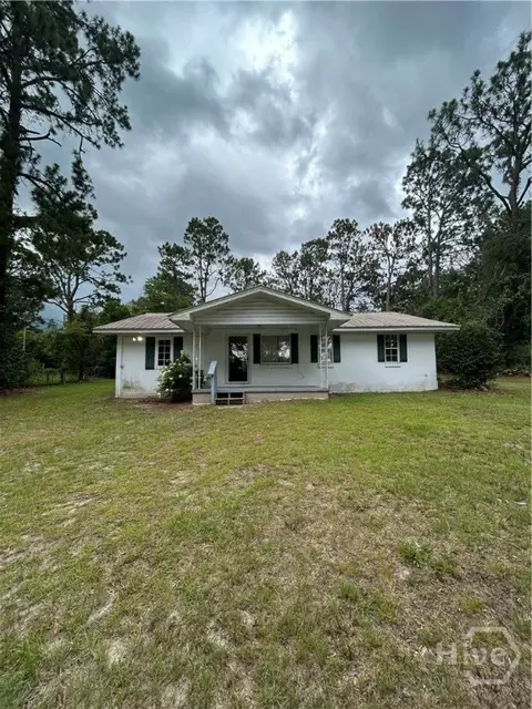 612 Prosperity Dr, Swainsboro, GA 30401