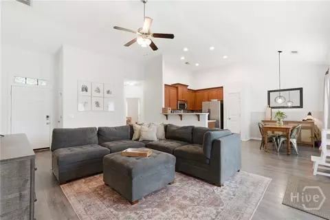 7 Bay Willow Ct, Savannah, GA 31407 photo 3