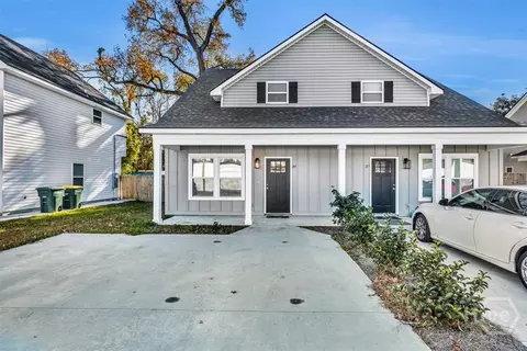 39 Travis St, Savannah, GA 31406