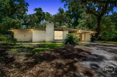 163 North Dr, Savannah, GA 31406