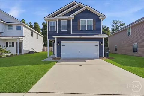 643 Fairview Cir, Hinesville, GA 31313