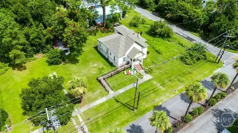 2701 Mechanics Ave, Thunderbolt, GA 31404