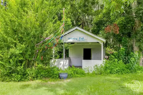 Exterior - 2701 Mechanics Ave, Thunderbolt, GA 31404 photo 5 of 6