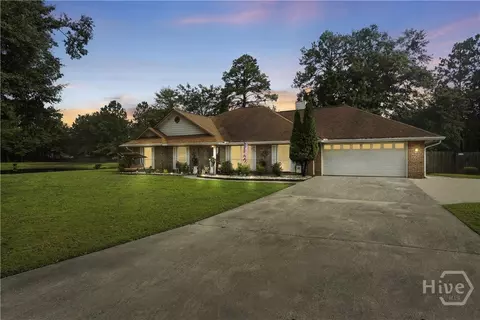 941 Fox Haven Ct, Hinesville, GA 31313