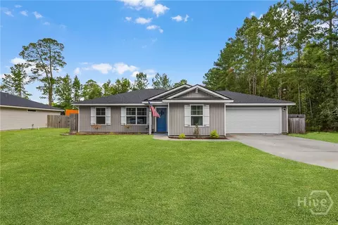 15 NE Thornton Dr, Ludowici, GA 31316