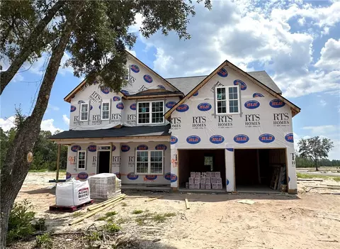 137 Honeycomb Loop SE, Allenhurst, GA 31301