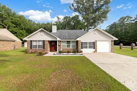 22 Sterling Creek Dr, Richmond Hill, GA 31324
