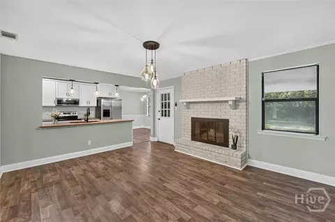 37 Beaver Run Dr, Savannah, GA 31419