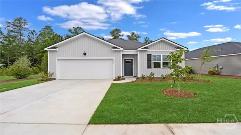 135 Siskin Rd, Bloomingdale, GA 31302