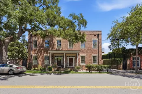 464 Montgomery St, Savannah, GA 31401