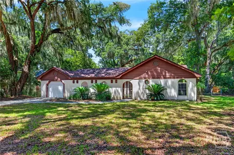30 Grace Ct, Richmond Hill, GA 31324