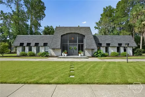 307 Early St, Savannah, GA 31405