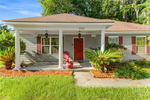 2200 E 59th St, Savannah, GA 31404