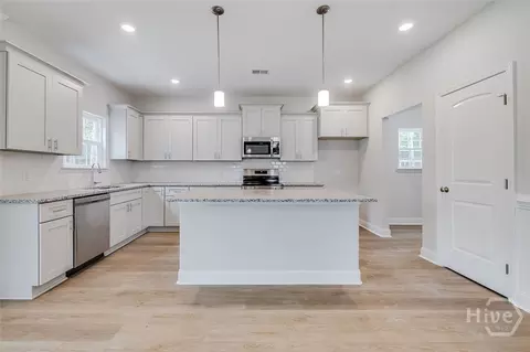 Kitchen - 1371 Ebenezer Rd, Rincon, GA 31326 photo 1 of 7