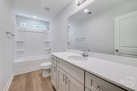 Bath - 1371 Ebenezer Rd, Rincon, GA 31326 photo 4 of 4