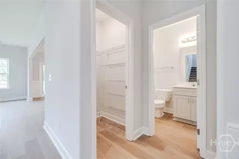Entry Way - 1371 Ebenezer Rd, Rincon, GA 31326 photo 6 of 8