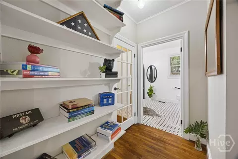 Entry Way - 1204 E 52nd St, Savannah, GA 31404 photo 1 of 3