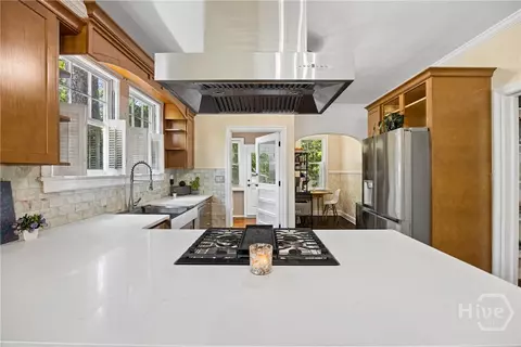 Kitchen - 1204 E 52nd St, Savannah, GA 31404 photo 3 of 8