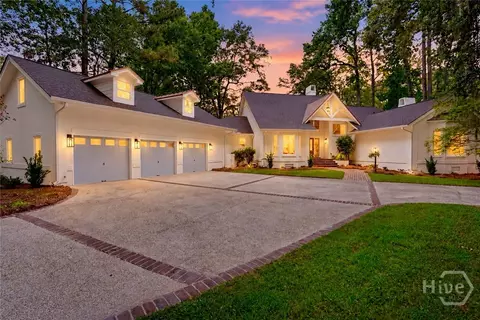 6 Hardwicke Ln, Savannah, GA 31411