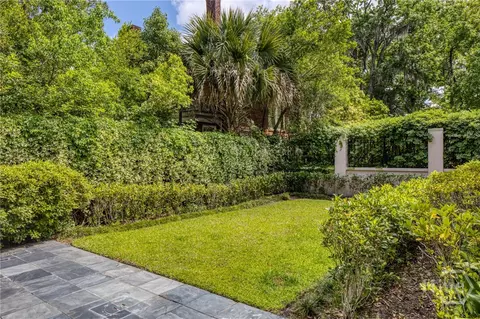 Exterior - 102 E 45th St, Savannah, GA 31405 photo 3 of 14