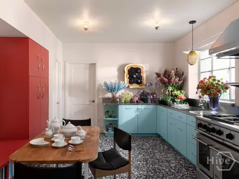 Kitchen - 102 E 45th St, Savannah, GA 31405 photo 4 of 5