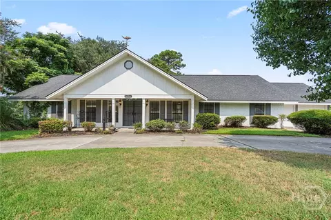 8811 Whitefield Ave, Savannah, GA 31406