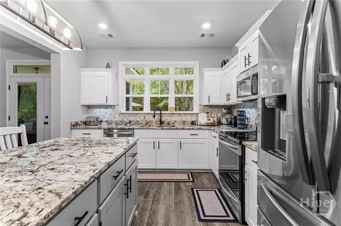 Kitchen - 238 Dean Dr, Guyton, GA 31312 photo 2 of 4