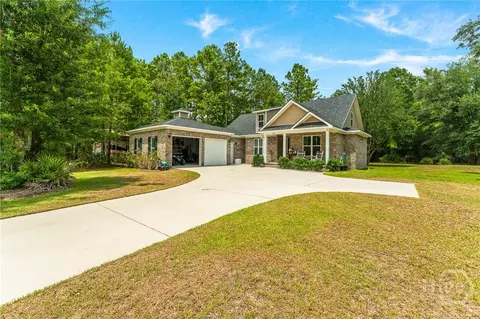 Exterior - 238 Dean Dr, Guyton, GA 31312 photo 5 of 15