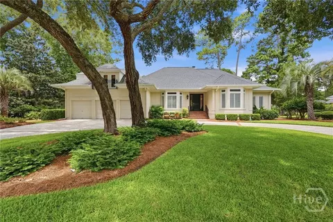 Exterior - 3 Springpine Ln, Savannah, GA 31411 photo 2 of 9
