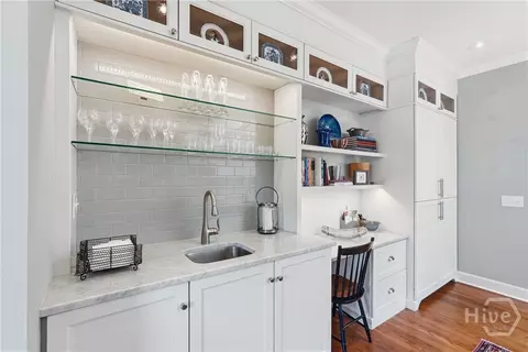 Kitchen - 3 Springpine Ln, Savannah, GA 31411 photo 3 of 5