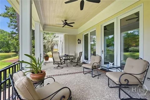 Exterior - 3 Springpine Ln, Savannah, GA 31411 photo 4 of 9