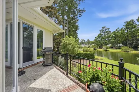 Exterior - 3 Springpine Ln, Savannah, GA 31411 photo 3 of 9