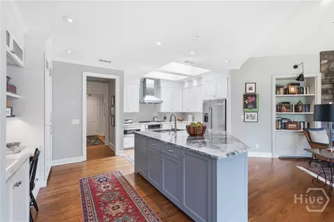 Kitchen - 3 Springpine Ln, Savannah, GA 31411 photo 4 of 5