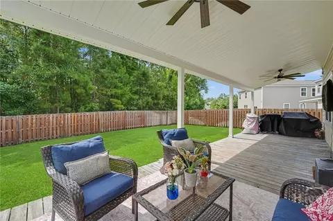 147 Brennan Dr, Richmond Hill, GA 31324