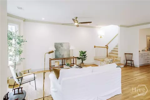 807 E 33rd, Savannah, GA 31401 photo 6