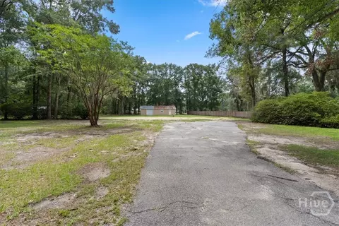 285 Barnard Rd, Richmond Hill, GA 31324