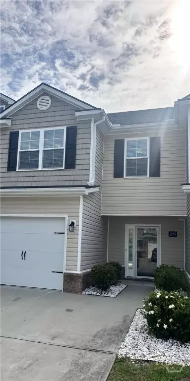 295 Cantle Dr, Richmond Hill, GA 31324
