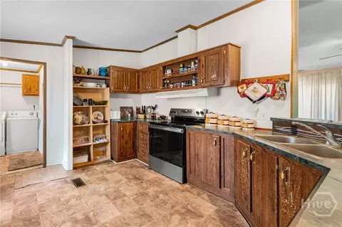 Kitchen - 121 Burnt Tree Dr, Guyton, GA 31312 photo 1 of 2