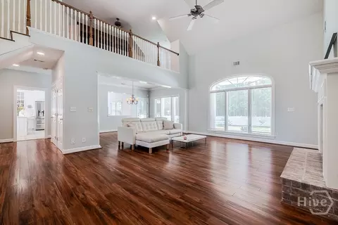 Living - 117 Manor Row, Pooler, GA 31322 photo 2 of 7