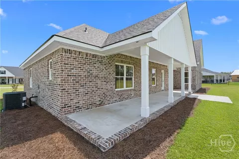 Exterior - 3 Honeysuckle Dr, Claxton, GA 30417 photo 6 of 7