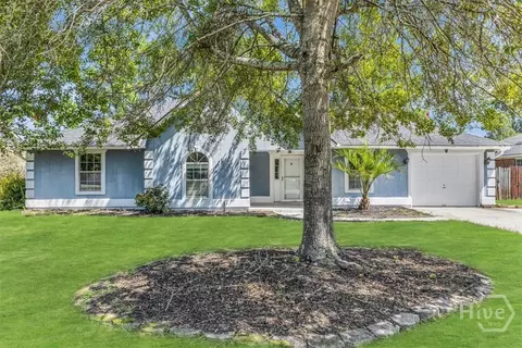 1936 Heathrow Dr, Hinesville, GA 31313