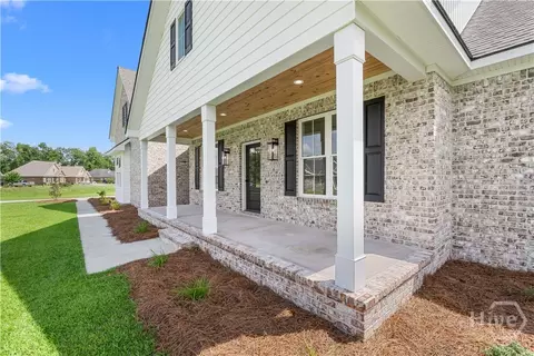 Exterior - 9 Honeysuckle Dr, Claxton, GA 30417 photo 2 of 10