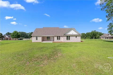 Exterior - 9 Honeysuckle Dr, Claxton, GA 30417 photo 7 of 10