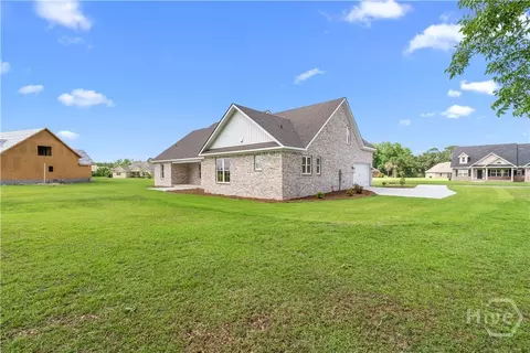 Exterior - 9 Honeysuckle Dr, Claxton, GA 30417 photo 6 of 10