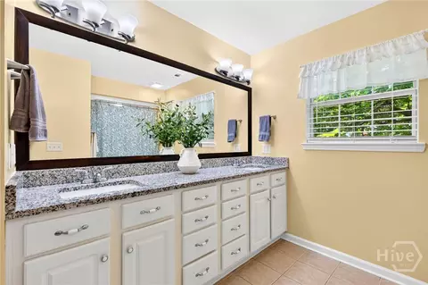106 Crystal Dr, Rincon, GA 31326