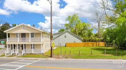 1510 Augusta Ave, Savannah, GA 31415