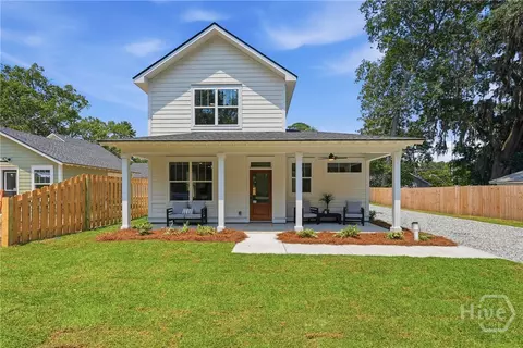 312 Dennis St, Savannah, GA 31406